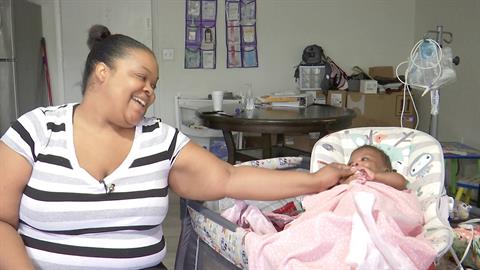 Προωράκι πάει για 1η φορά σπίτι του μετά από 249 μέρες στο νοσοκομείο 