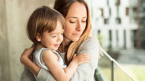 «Να θυμάσαι, δεν είσαι μόνο μαμά...»