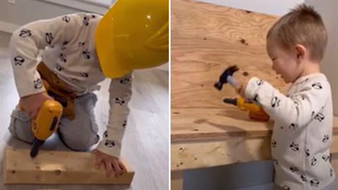 2χρονος μάστορας ακολουθεί τα βήματα του μπαμπά του και φτιάχνει... έπιπλα!