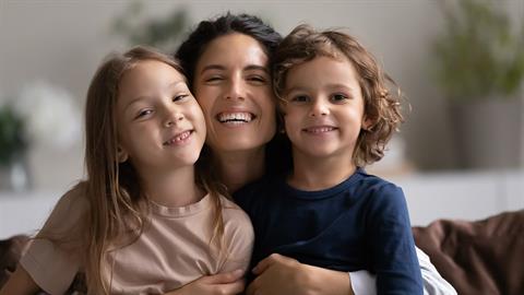 «Σπούδασα, δούλεψα και τώρα θέλω να κάτσω σπίτι να μεγαλώσω τα παιδιά μου»