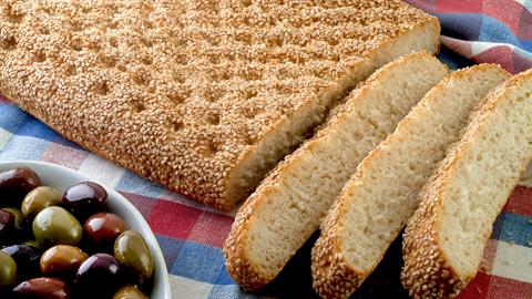 Εύκολη σπιτική λαγάνα, έτοιμη σε 35 λεπτά!