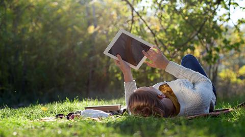 «Έτσι αντέχω τη δύσκολη καθημερινότητα»: 5 μαμάδες εξομολογούνται τα μυστικά τους