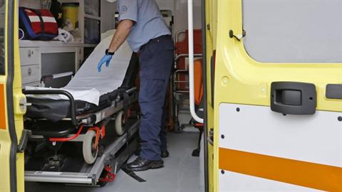 Η συγκινητική πράξη 3 μαθητών: βοήθησαν παππούλη που έπεσε και χτύπησε στον δρόμο