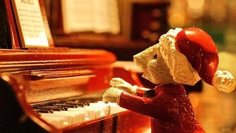 Τα αγαπημένα μας χριστουγεννιάτικα τραγούδια