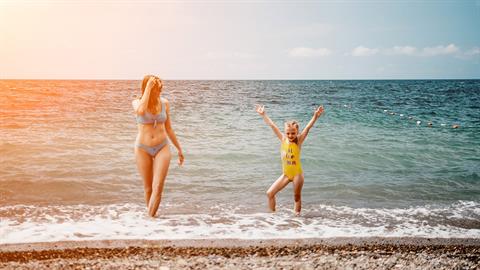 Πώς να μεγαλώσεις μια γυναίκα που δεν έχει ανασφάλεια με το σώμα της!