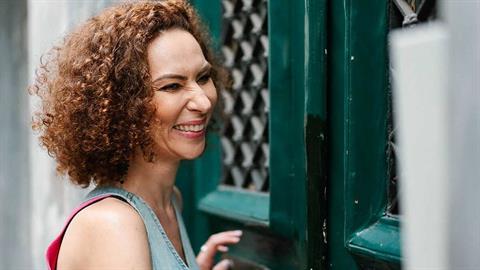 «Η ζωή νικάει τον φόβο»: η Δώρα Χρυσικού σαν σήμερα νίκησε τον καρκίνο