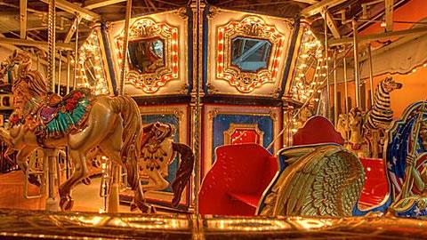 Βόλτα στα ομορφότερα χριστουγεννιάτικα πάρκα