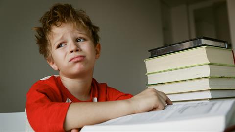 Ο 6χρονος γιος μου δεν θέλει να πηγαίνει ούτε σχολείο ούτε σε δραστηριότητες 