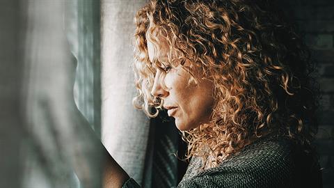 «Δεν υπάρχει τίποτα πιο δύσκολο από το να νιώθεις μοναξιά στον γάμο σου»