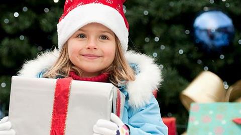 Οι γιορτινές παραδόσεις που αγαπούν τα παιδιά