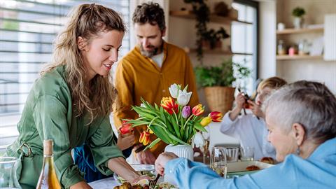 5 εναλλακτικές συνταγές για το πασχαλινό τραπέζι