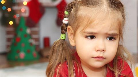 Να είστε ταπεινοί με τα δώρα του Άγιου Βασίλη - δεν έχουν όλοι οι γονείς χρήματα για ακριβό δώρο