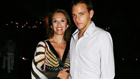 Πέθανε ο γιος της ηθοποιού Μαίρης Βιδάλη: «ο Κάρολος μου από σήμερα κολυμπάει στον ουρανό»