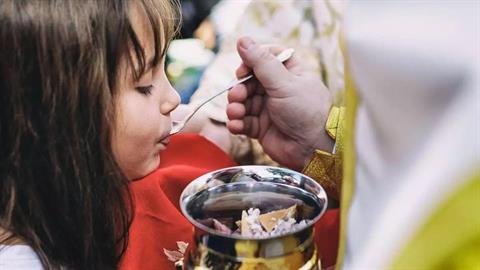 Θεσσαλονίκη: μαθητές έπαθαν τροφική δηλητηρίαση από αντίδωρο εκκλησίας!