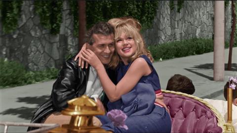 «Χτυποκάρδια στο Θρανίο»: προβλήθηκε για 1η φορά έγχρωμο και έγινε... χαμούλης!