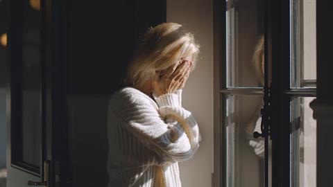 «Ζούσα σε έναν ονειρεμένο γάμο, μέχρι που ο άντρας μου μου ζήτησε διαζύγιο»