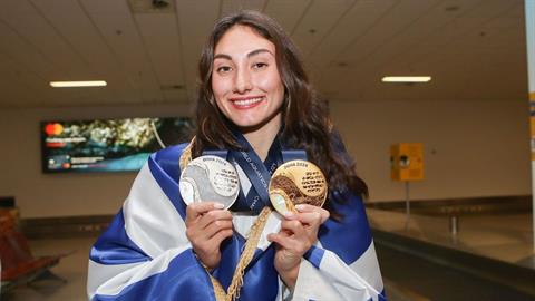 Η Ευαγγελία Πλατανιώτη κορυφαία αθλήτρια του κόσμου στην καλλιτεχνική κολύμβηση!