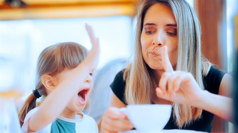 5 τρόποι για να θέσεις όρια στο παιδί, χωρίς να χρειαστεί να βάλεις τις φωνές