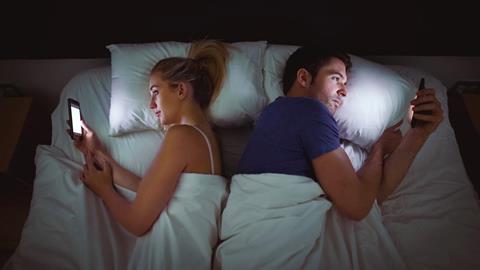 Αν θες να σώσεις τη σχέση σου, κλείσε το… wifi!