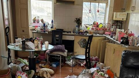 Ενοικιαστής παράτησε σε… κακό χάλι το σπίτι που έμενε για 12 χρόνια