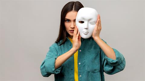 Όλη η αλήθεια για την «σκοτεινή ενσυναίσθηση», το πιο ύπουλο είδος ναρκισσισμού