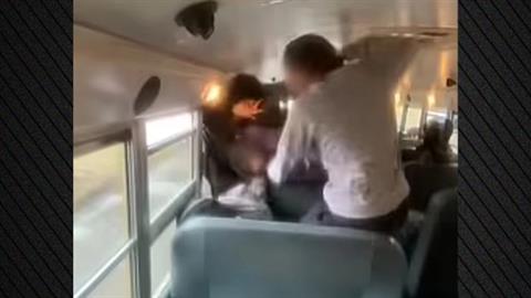 Μαμά ξυλοκόπησε έναν 14χρονο επειδή έκανε bullying στον γιο της! 