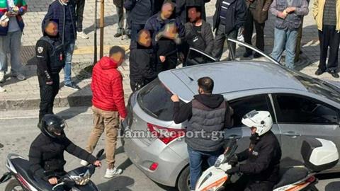 Λαμία: αρχιμανδρίτης επιτέθηκε και έβρισε αστυνομικούς γιατί του πήραν τις πινακίδες!