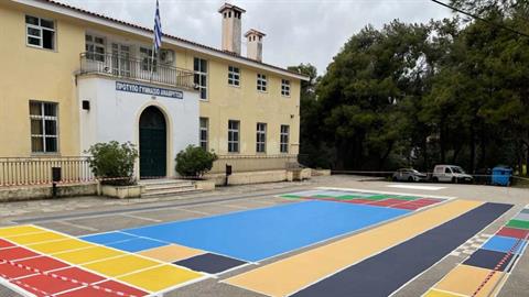 Το Πρότυπο Γυμνάσιο Αναβρύτων δημιουργεί τον μεγαλύτερο περιοδικό πίνακα στην Ελλάδα