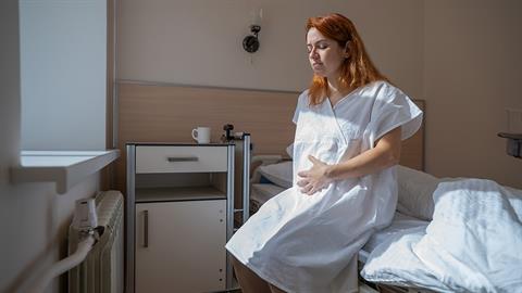 Αυτή είναι η σκληρή αλήθεια για τη μαιευτική βία στη χώρα μας