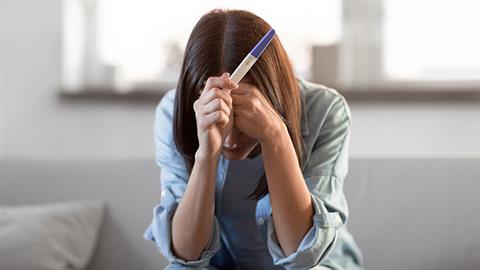 «Γιατί δεν μένω έγκυος;»: πότε πρέπει να ανησυχήσεις αν δεν μπορείς να συλλάβεις