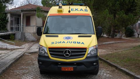 Σοκ: 59χρονος έριξε βενζίνη σε 22χρονη επειδή τσακώθηκαν για ένα... αδέσποτο!