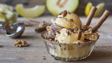 Παγωτό χωρίς ζάχαρη και κρέμα γάλακτος: η πιο υγιεινή μόδα του καλοκαιριού