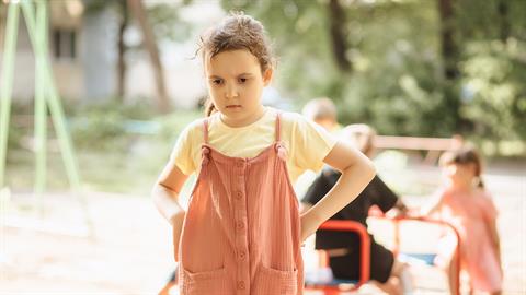 Γιατί δεν πρέπει να λέμε στο παιδί ότι είναι πιο ώριμο για την ηλικία του