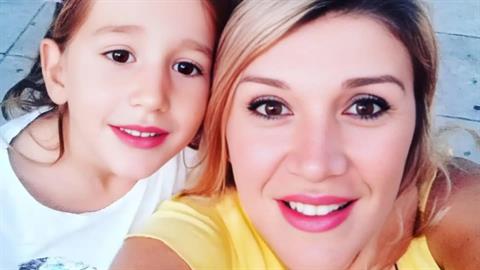 Ξ. Πρεζεράκου για την αδικοχαμένη κόρη της: «αστέρι μου, τώρα θα αποφοιτούσες…»