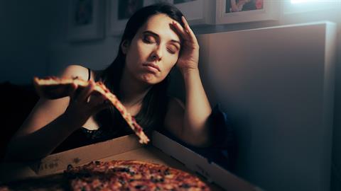 Υπερφαγία: τι την πυροδοτεί το καλοκαίρι