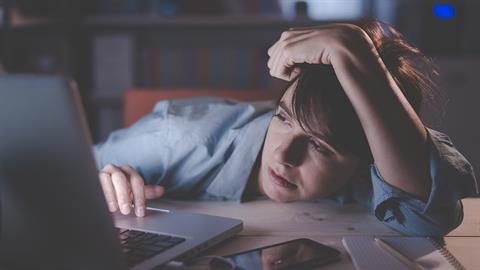 Ζούμε για να δουλεύουμε ή δουλεύουμε για να ζούμε; Ιδού η απορία! 