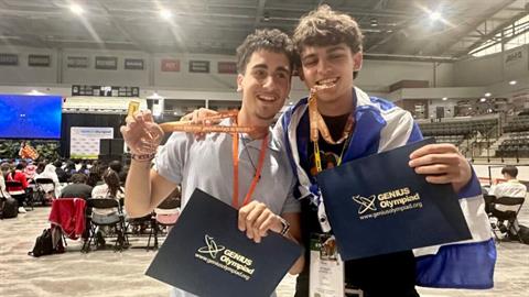 2 μαθητές από τη Θεσσαλονίκη βραβεύθηκαν στον διεθνή διαγωνισμό Genius Olympiad!