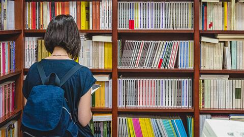 «Η κόρη μου μπορεί να κάνει ό,τι θέλει στη ζωή της, αρκεί να έχει ένα πτυχίο!»