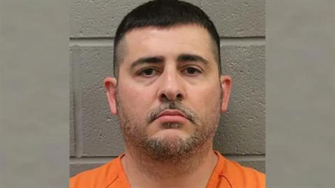 42χρονος σκότωσε 11χρονο επειδή του χτύπησε το κουδούνι για φάρσα!