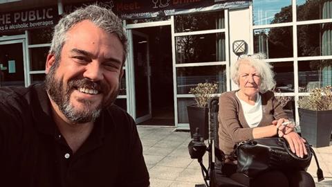 Πέθανε η μαμά του Π. Δαδακαρίδη: «ξεκουράσου μάνα μου, θα μου λείπεις»