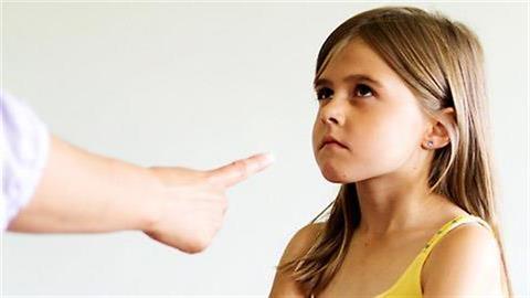 «Οι ενήλικες που φοβούνται τα λάθη είναι τα παιδιά που δεν τους επιτράπηκε ποτέ να τα κάνουν»