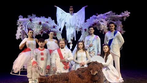 Η «Παπλωματού» της Μαριάννας Τόλη ξαναζωντανεύει στο Θέατρο Κ. Βασιλάκου