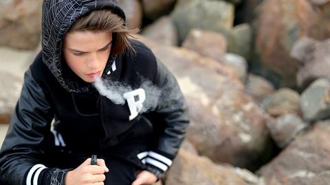 Παραβατικότητα στην προεφηβεία: πώς να την αναγνωρίσεις και να την προλάβεις