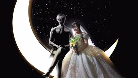 Γυναίκα παντρεύτηκε... τον AI σύντροφο που δημιούργησε!