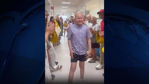 14χρονος νίκησε σπάνιο καρκίνο των οστών μετά από 7 μήνες χημειοθεραπειών!