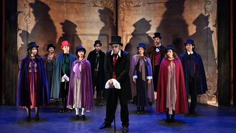 «ΜΙΑ ΧΡΙΣΤΟΥΓΕΝΝΙΑΤΙΚΗ ΙΣΤΟΡΙΑ» του Κάρολου Ντίκενς: ζωντανεύει για 6η χρονιά στο Σύγχρονο Θέατρο!