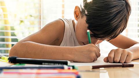 Λουτράκι: δασκάλα κατήγγειλε 6χρονο μαθητή για παρενόχληση επειδή την... άγγιξε!