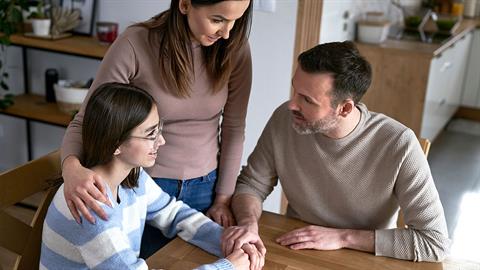 Εβδομαδιαίο οικογενειακό συμβούλιο: μια συνήθεια που φέρνει… ηρεμία