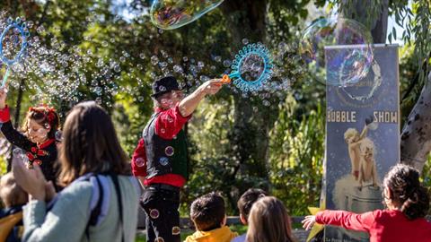 Χριστούγεννα στην Πλατεία Κοτζιά, με δωρεάν εκδηλώσεις για όλη την οικογένεια!