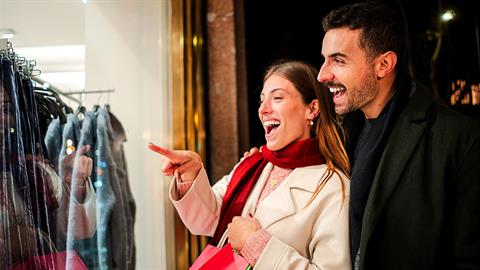 Αντίστροφη μέτρηση για τις χειμερινές εκπτώσεις: πότε ξεκινούν και πόσο θα διαρκέσουν